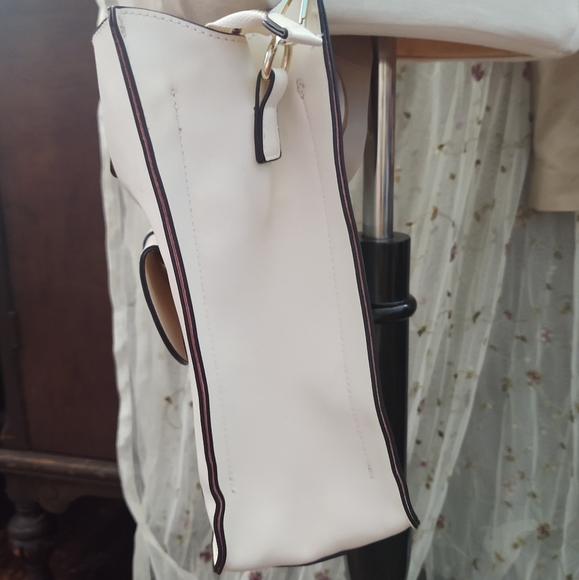 Steve Madden Crossbody - Picture 5 of 14